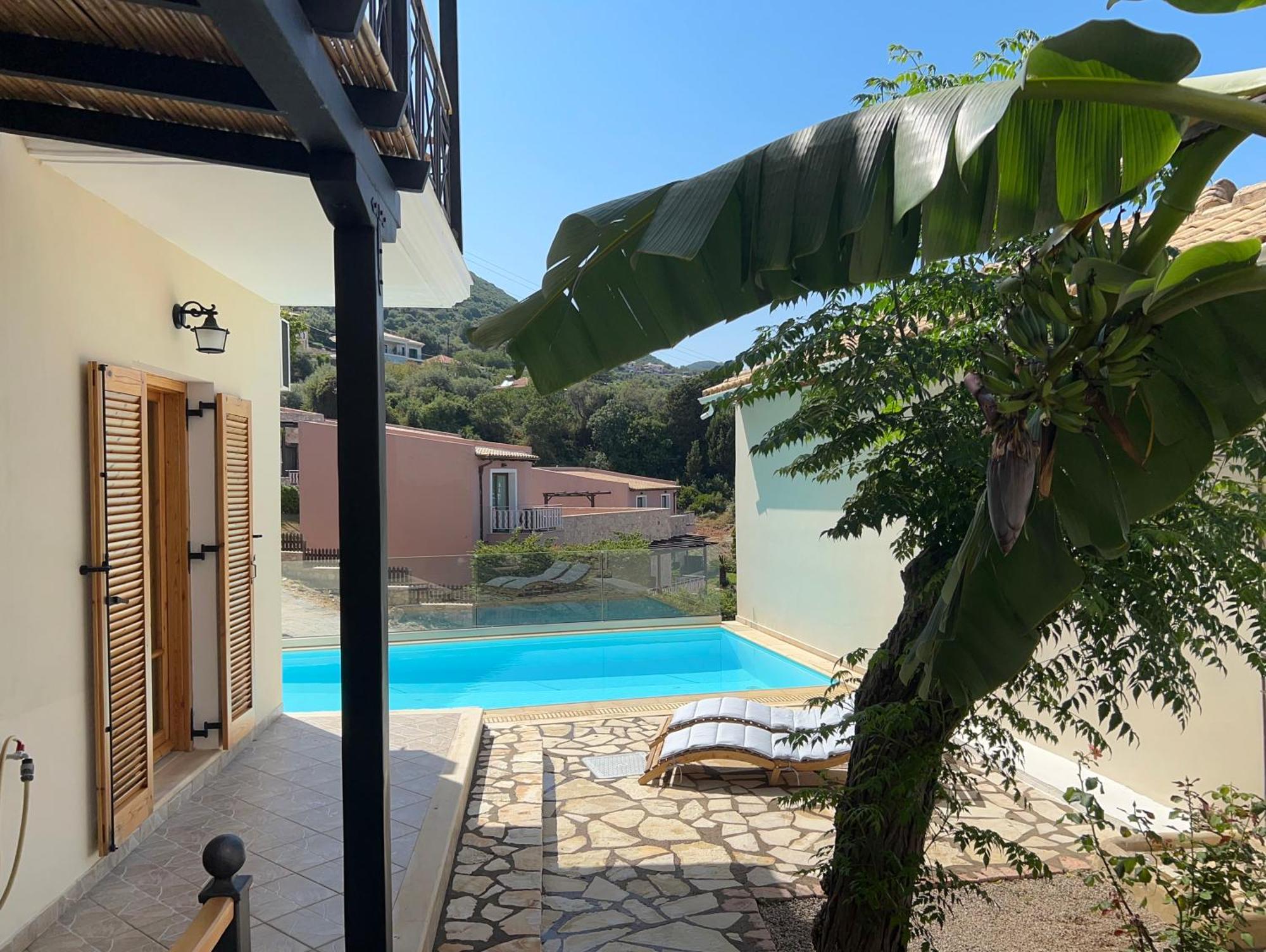 Villa Saint George Nikiana